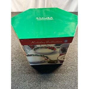 Sakura Holiday Cheer 16-Piece Ceramic Dinner Set 4 Place Settings Christmas
